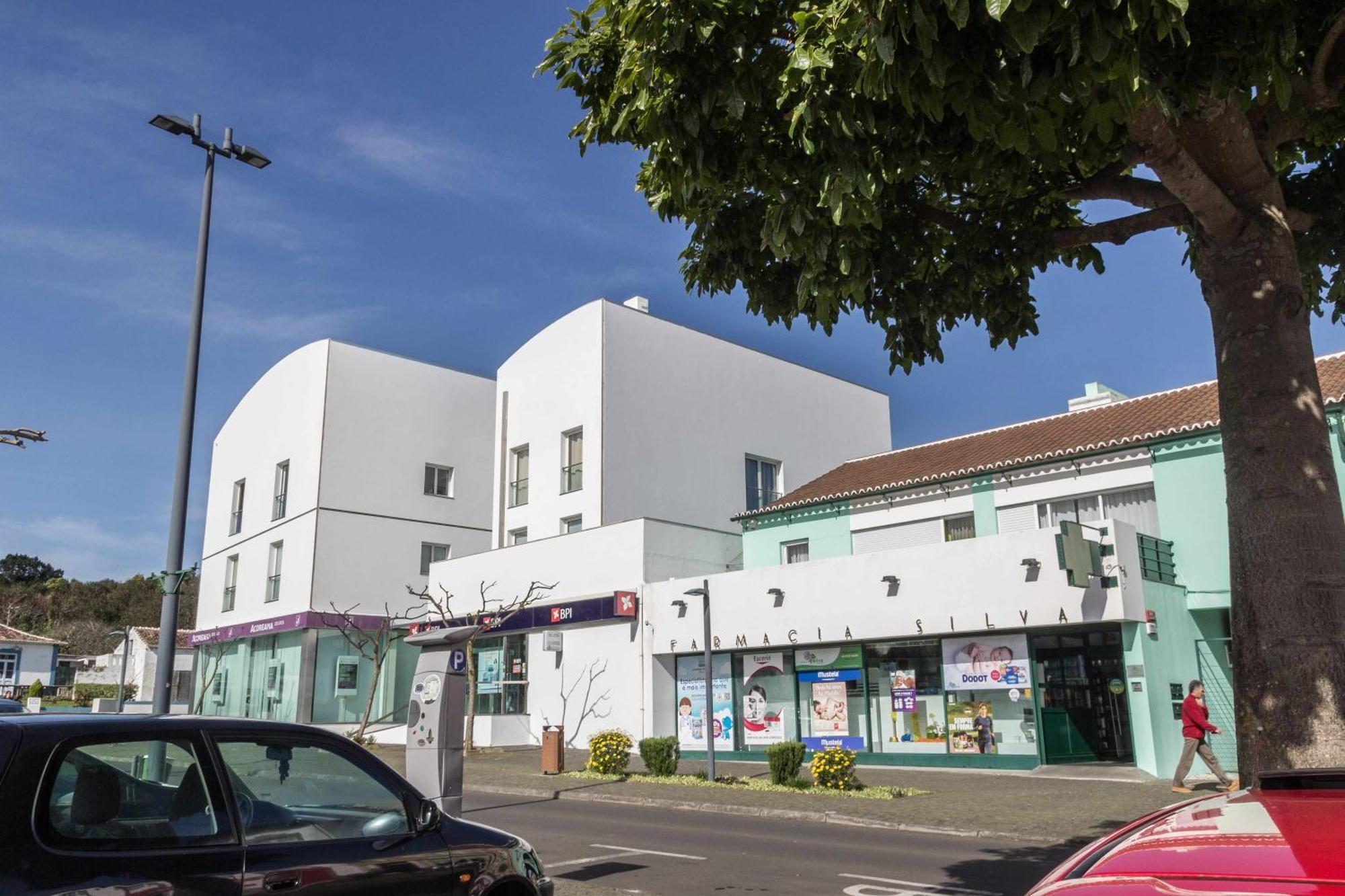 Downtown Praia Da Vitoria Al المظهر الخارجي الصورة